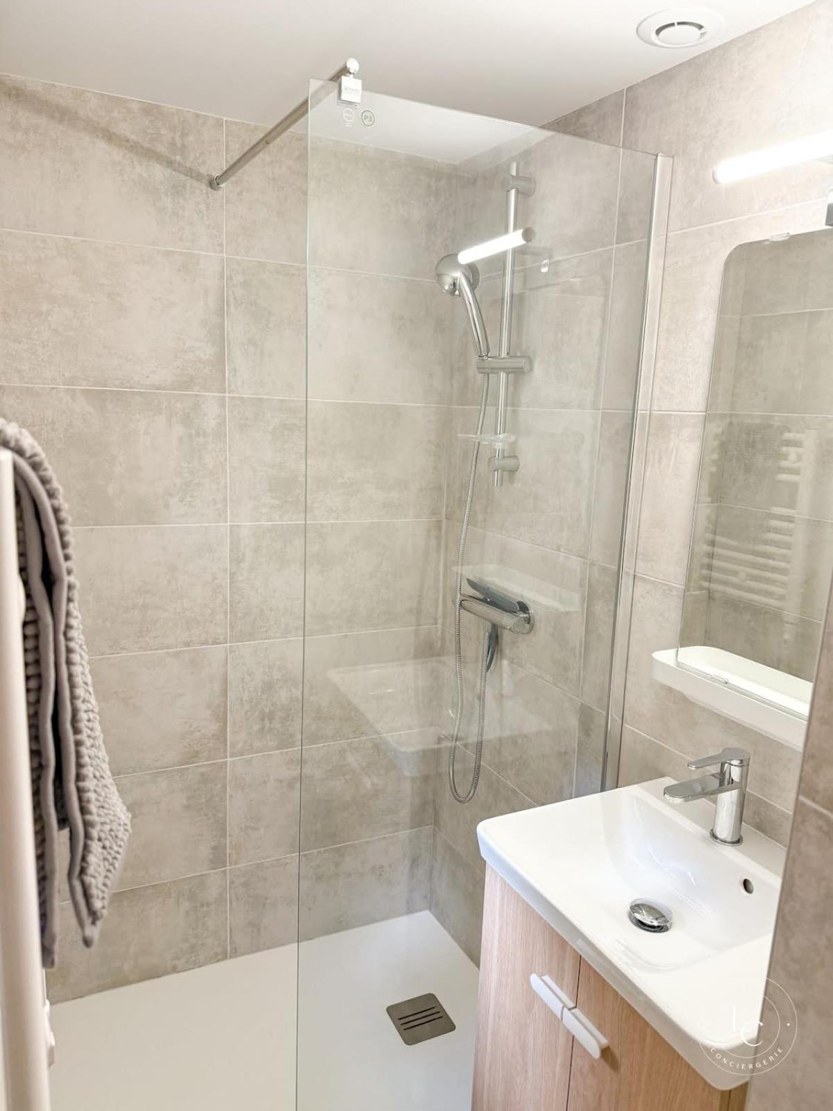 Le Penseur - Terrasse Et 1 - 38m2 * Orleans